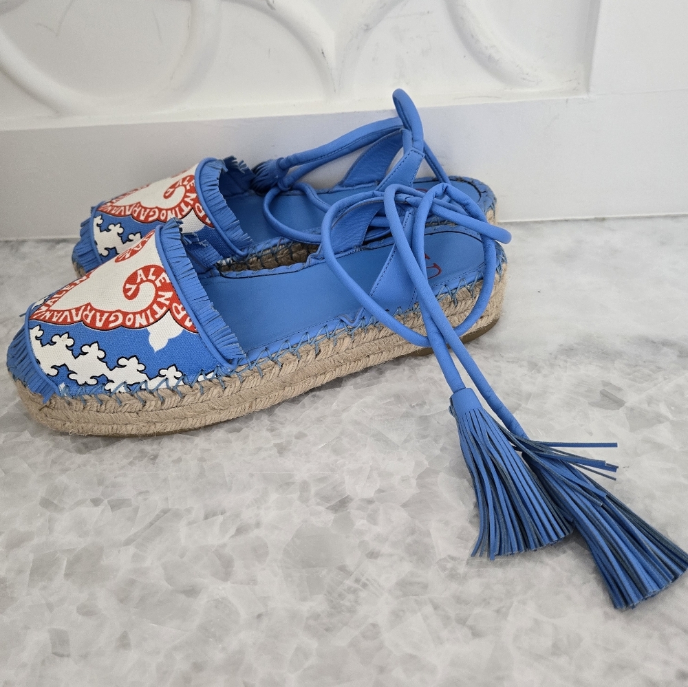 Valentino Sandals 8 Garavani